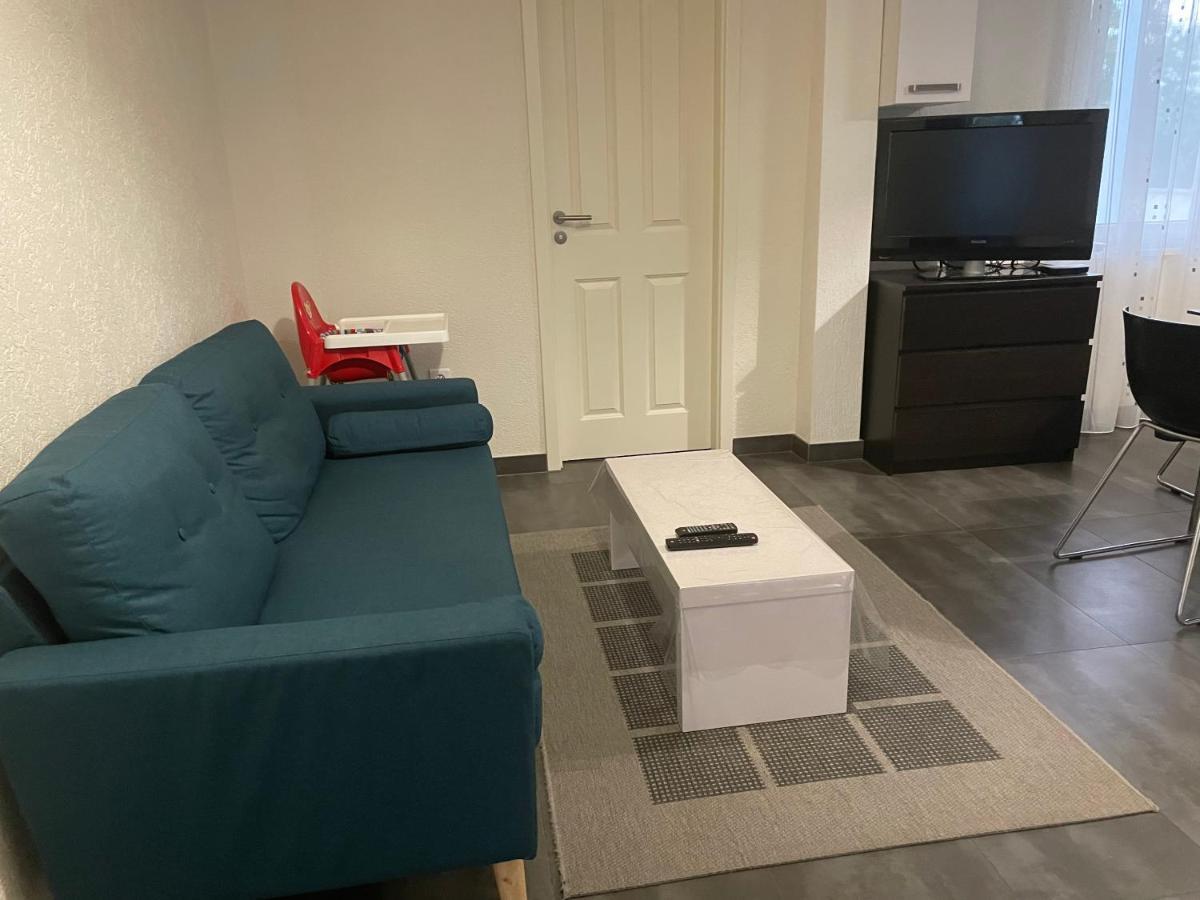 Appartement Bes,, Chaleureux Et Confortable Avec Entree Independante Витенхайм Екстериор снимка