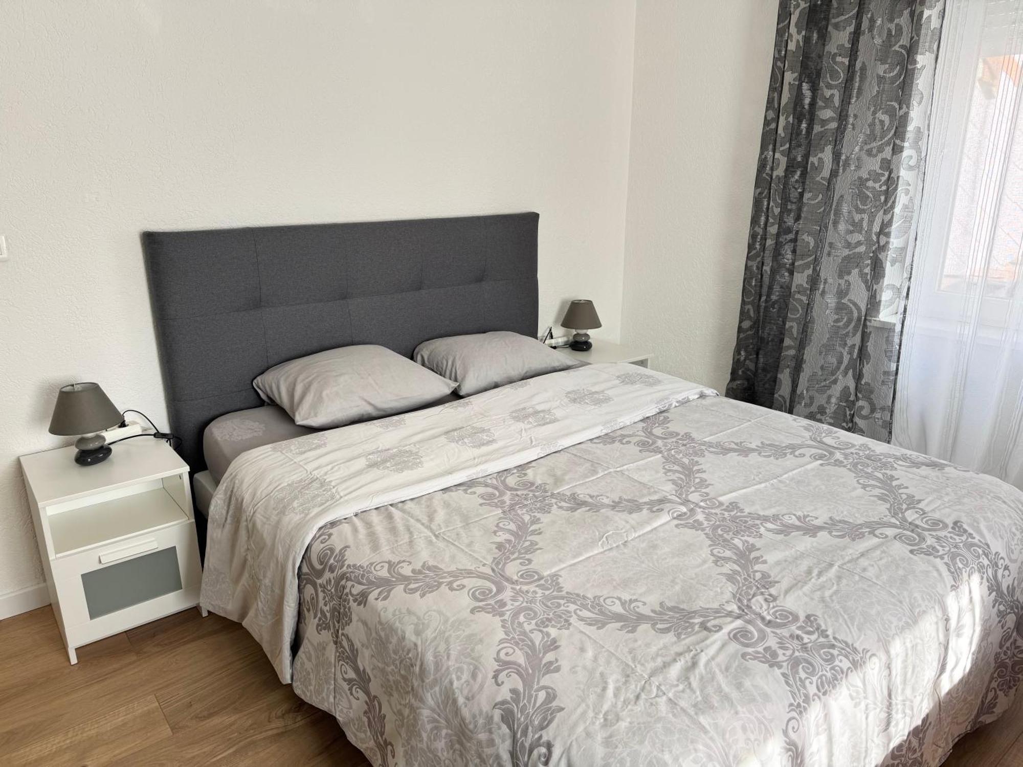 Appartement Bes,, Chaleureux Et Confortable Avec Entree Independante Витенхайм Екстериор снимка