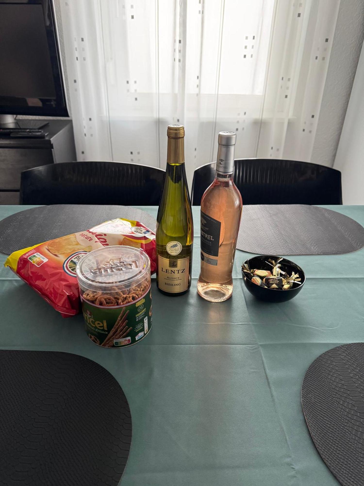 Appartement Bes,, Chaleureux Et Confortable Avec Entree Independante Витенхайм Екстериор снимка